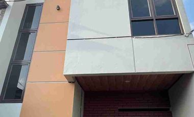 Rumah Baru Indent Akses Jalan Motor Di Utan kayu Matraman Jakarta Timur