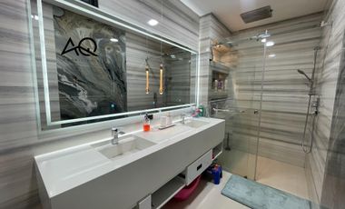 Casa de lujo en venta en Loja sector Amable Maria