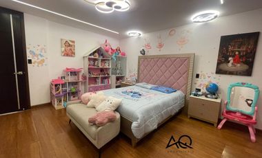 Casa de lujo en venta en Loja sector Amable Maria