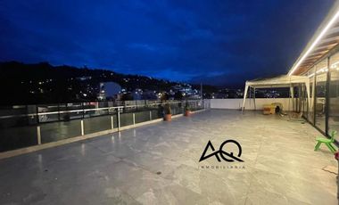 Casa de lujo en venta en Loja sector Amable Maria