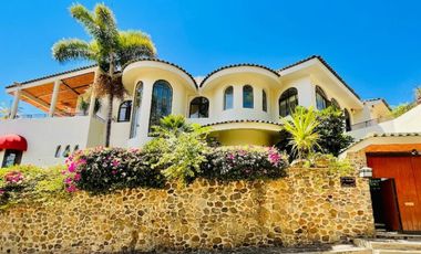 Excepcional residencia en lo alto de Ajijic, conoce esta emblematica propiedad!