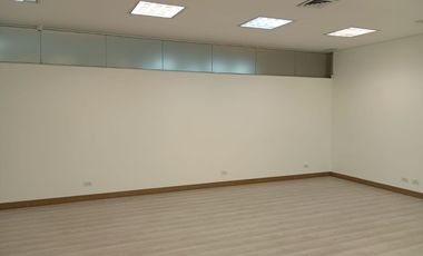 Oficina en Arriendo en Ciudad del Rio, Poblado Antioquia