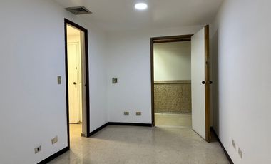 Oficina en venta en Milla de Oro, Poblado Medellin Antioquia