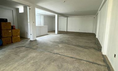 Venta – Local Industrial De 5 Pisos En Trapiche, Comas