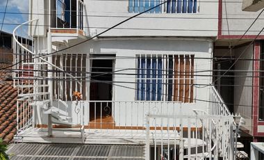 CASA EN VENTA EN LA RIVERA 2 - ID 930