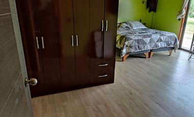 Espectacular Casa en Parcela de 5.000 m² con Piscina – 5 Dormitorios