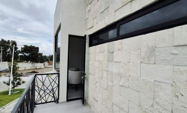CASA EN VENTA EN CALIMAYA. VILLAS ZACANGO