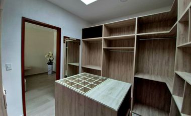 CASA EN VENTA EN CALIMAYA. VILLAS ZACANGO