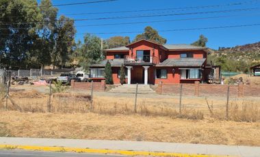 Maule Urbano - Se vende terreno Comercial – Total o por Lotes.