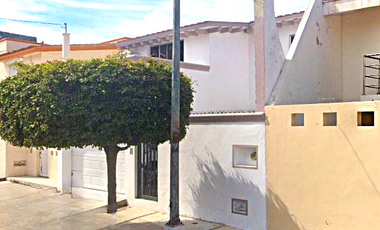 CASA EN VENTA EN LOMAS DE MAZATLAN