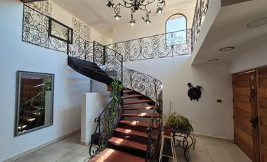 Venta de casa de 350 m² , con ubicación inmejorable en Maule.