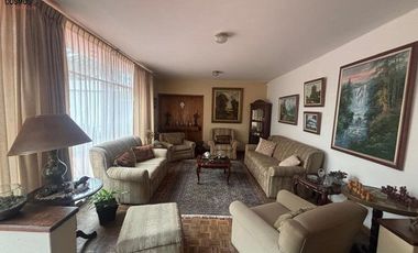 Casa de venta en Ibarra, en la Av. Mariano Acosta, 540 m2