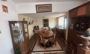 Casa de venta en Ibarra, en la Av. Mariano Acosta, 540 m2