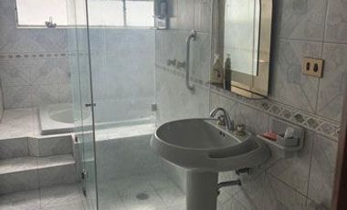 Casa de venta en Ibarra, en la Av. Mariano Acosta, 540 m2