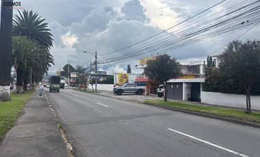 Casa de venta en Ibarra, en la Av. Mariano Acosta, 540 m2