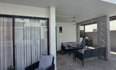 CASA EN VENTA EN IQUIQUE