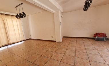 CASA EN VENTA EN IQUIQUE