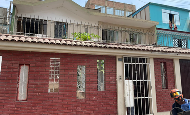🏡 VENTA DE CASA DE DOS PISOS EN VENTANILLA – IDEAL PARA VIVIENDA Y/O INVERSIÓN