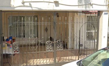 Bonita casa en venta, CASA BLANCA, TORREON, Coahuila de Zaragoza, excelente oportunidad.