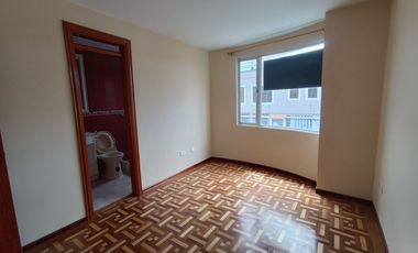 CASAS DE VENTA  VIP CON 3 DORMITORIOS CAYAMBE