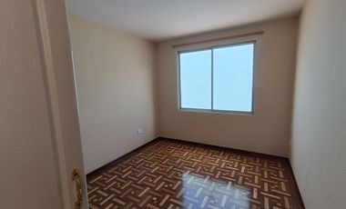 CASAS DE VENTA  VIP CON 3 DORMITORIOS CAYAMBE