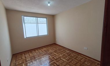 CASAS DE VENTA  VIP CON 3 DORMITORIOS CAYAMBE