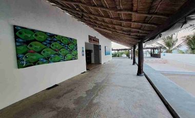 RESTAURANT EN PROGRESO FRENTE AL MAR CON ESTUPENDA UBICACIÓN
