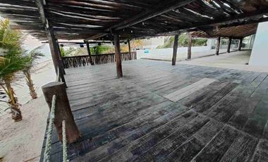 RESTAURANT EN PROGRESO FRENTE AL MAR CON ESTUPENDA UBICACIÓN