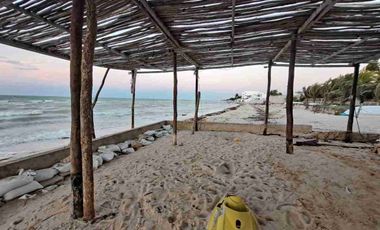 RESTAURANT EN PROGRESO FRENTE AL MAR CON ESTUPENDA UBICACIÓN