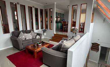 VENDO HERMOSA CASA. SECTOR ESPERANZA QUILPUÉ