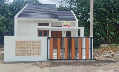 2 KT 1 Kamar Mandi Rumah Siap Huni Cileunyi