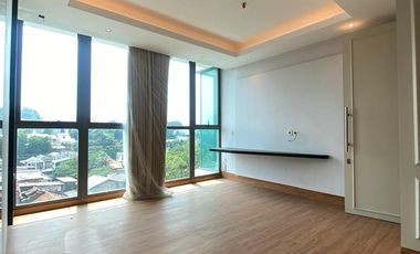 For Rent Luxury 2 Floors Penthouse With BrandNew Interior and Furnished Bloomington Apartment on Lower Floor Like House