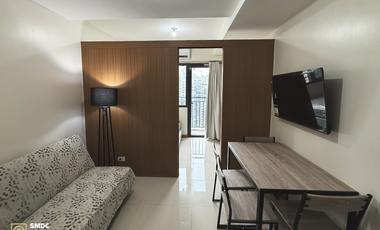 Fully-Furnished 1 Bedroom Unit with balcony for Rent in Unit B013016 Tower 1 Red Residences Makati City