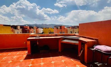 Casa en Renta, Zirándaro club de golf