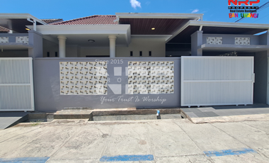Disewakan Rumah Modern 2 Lantai elegan di Klatak, Banyuwangi.