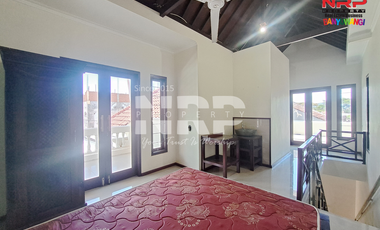 Disewakan Rumah Modern 2 Lantai elegan di Klatak, Banyuwangi.