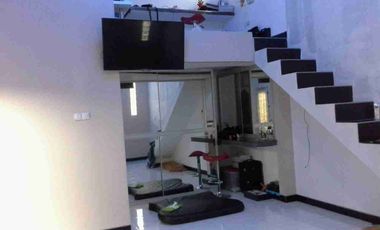 Rumah Luas Nyaman di belakang Gedung GUANG DONG