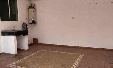 Renta de casa amueblada en Valle Alto