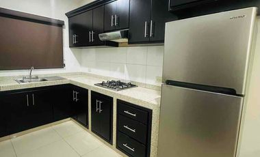 Departmento amueblado en renta sobre Blvd. Villas del Rio