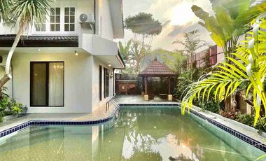 Disewakan Rumah cantik dan asri di Kemang Jakarta Selatan, Bebas Banjir!