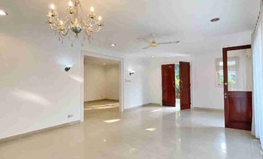Disewakan Rumah cantik dan asri di Kemang Jakarta Selatan, Bebas Banjir!