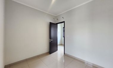 Dijual Cepat Cluster Regia di Summarecon Crown Gading, Harapan Indah 007