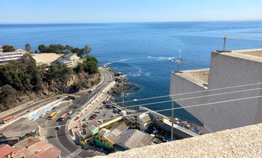 Valparaíso. Acogedor departamento con estupenda ubicación 1d 1b
