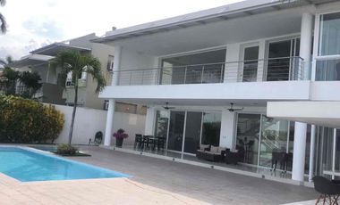 Rento casa en Terrasol vía a Samborondon