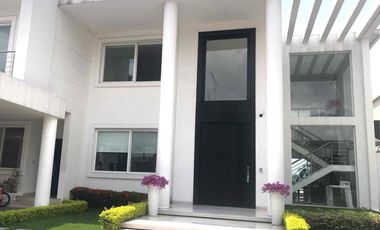 Rento casa en Terrasol vía a Samborondon