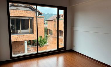 Arriendo espectacular casa en San Jose de Bavaría