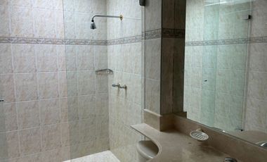 Arriendo espectacular casa en San Jose de Bavaría