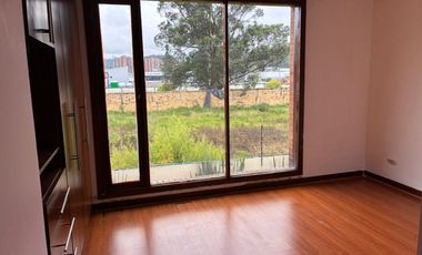 Arriendo espectacular casa en San Jose de Bavaría