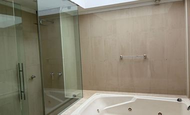 Arriendo espectacular casa en San Jose de Bavaría