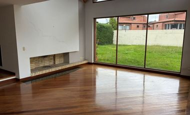 Arriendo espectacular casa en San Jose de Bavaría